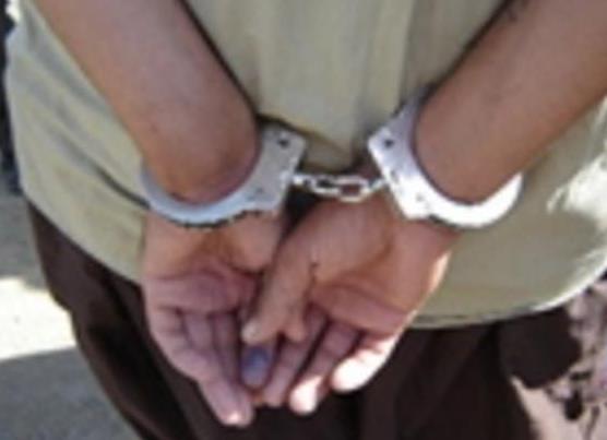 دستبند پلیس بر دستان آدم ربا در شهرستان میناب