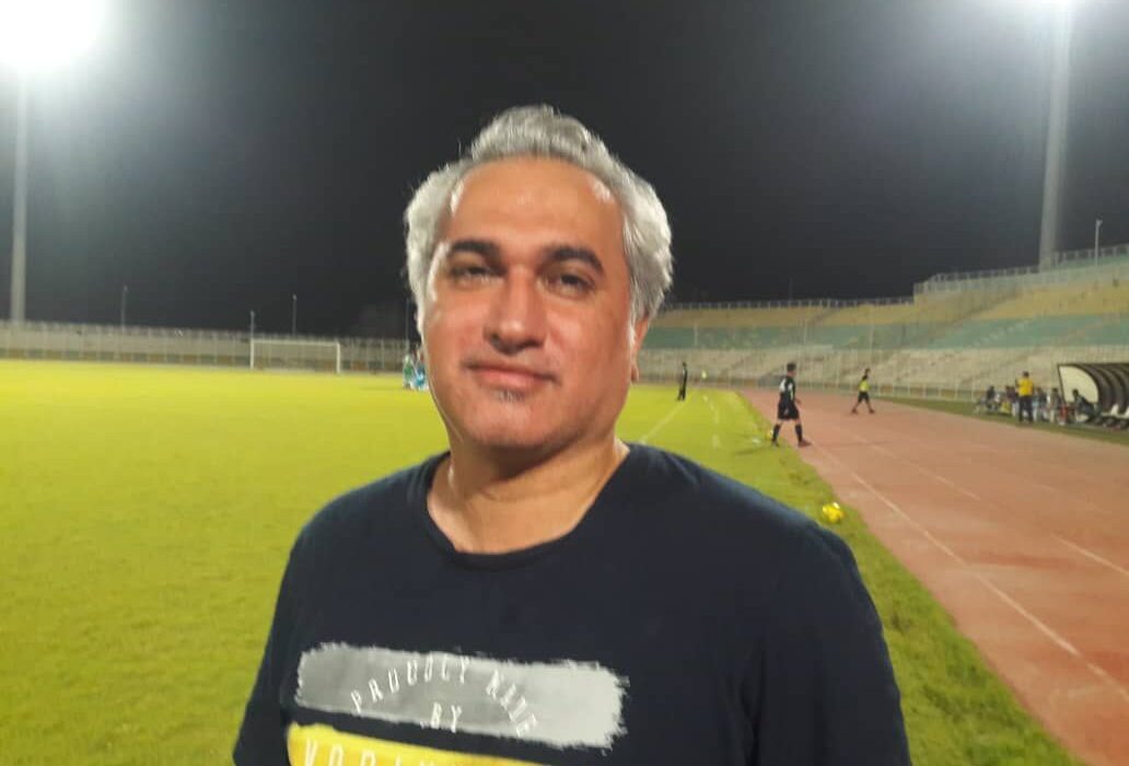 سرمربی تیم فوتبال خلیج فارس میناب از سمت خود کناره گیری کرد