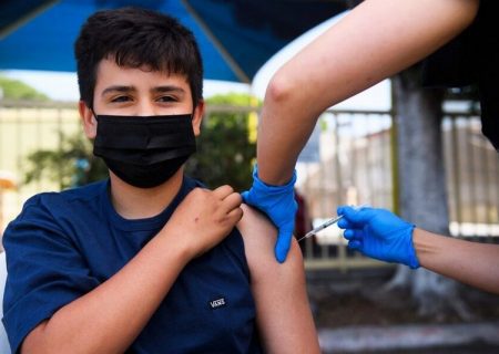 واکسینه شدن ۷۸ درصد از دانش آموزان مینابی