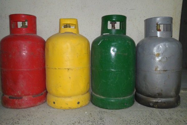 علت کمبود کپسول گاز در شهرستان میناب چیست؟
