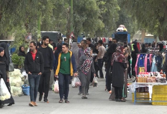 برپایی پنجشنبه بازار در حاجی آباد + فیلم