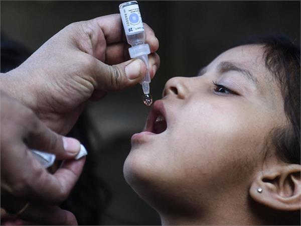 آغاز طرح واکسیناسیون فلج اطفال در هرمزگان
