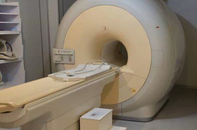 دستگاه MRI بیمارستان میناب تعمیر و راه‌اندازی شد