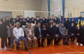 تیم والیبال بانوان فرهنگی میناب بر سکوی قهرمانی هرمزگان ایستاد