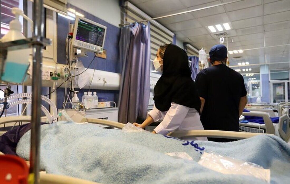 مسمومیت غذایی ۱۱ نفر در بندرعباس/ یک نفر فوت شد 