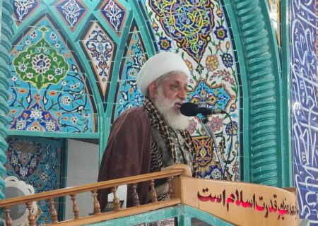 خطیب جمعه میناب: جنایات دشمن بی‌پاسخ نمی‌ماند