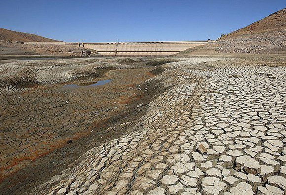 ذخیره آب سد‌های هرمزگان به صفر رسیده است