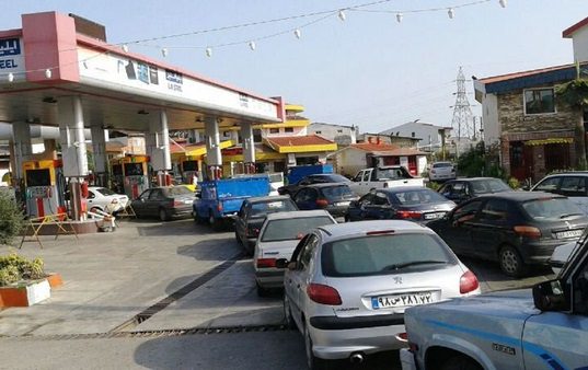 دستور فوری دادستان بندرعباس برای افزایش سهمیه کارت آزاد به ۳۰ لیتر