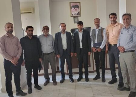 تجلیل دادگستری میناب از فعالان عرصه خبر و رسانه