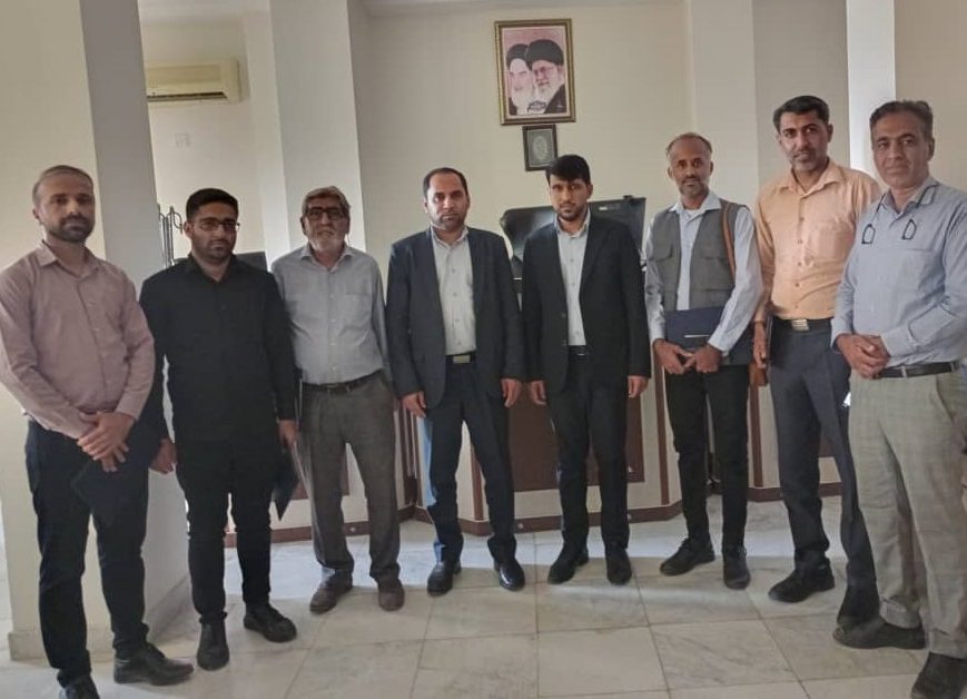 تجلیل دادگستری میناب از فعالان عرصه خبر و رسانه