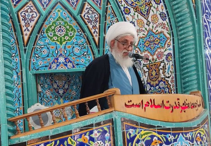امام جمعه میناب: اتحاد مقدس سپر آهنین امت اسلامی است