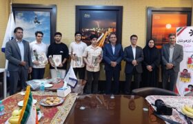 تجلیل از ۵ دانش آموز برتر هرمزگانی در آزمون سراسری