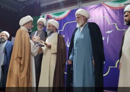 مدیر جدید مدرسه علمیه امام علی (ع) میناب معرفی شد