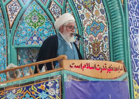 امام جمعه میناب: امنیت جامعه مرهون تلاش‌های نیروی انتظامی است