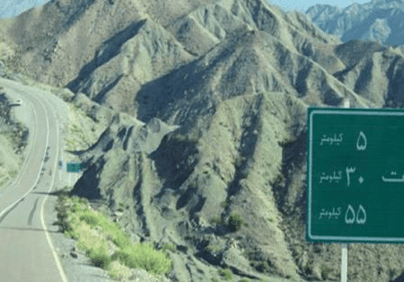 تعریض و بهسازی راهِ بشاگرد باید در اولویت استاندار هرمزگان باشد.