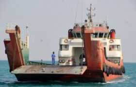 نبود لندینگ کرافت و مشکلات حوزه حمل و نقل دریایی در هرمز