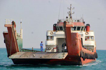 نبود لندینگ کرافت و مشکلات حوزه حمل و نقل دریایی در هرمز