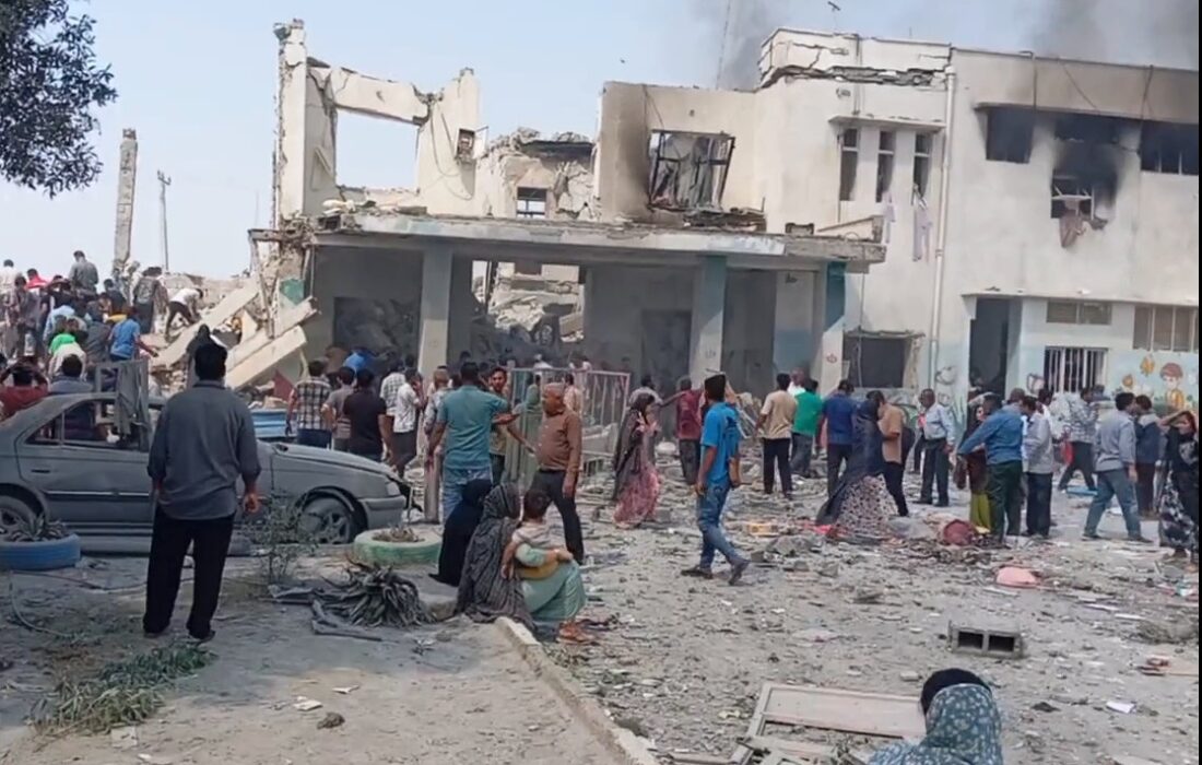 شهادت بیش از ۱۰۰ دانش‌آموز در حمله موشکی به یک دبستان در میناب + فیلم