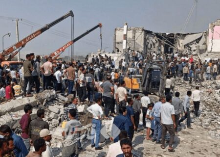 شمار شهدای دانش‌آموز در میناب به ۱۶۵ تن رسید
