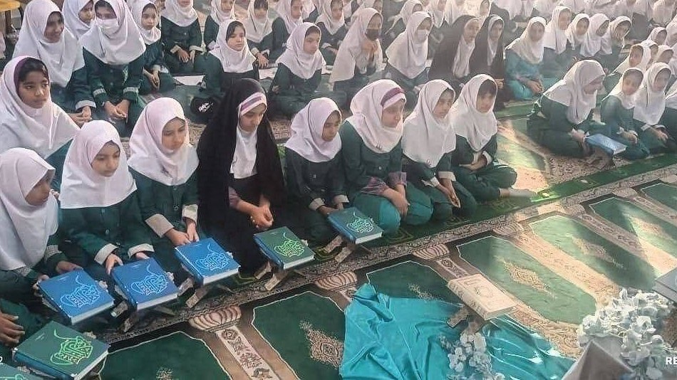ادامه تلاش برای شناسایی پیکر ۳ شهید مدرسه میناب