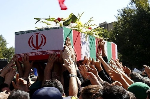 مراسم تشییع شهدای دانش آموز میناب فردا برگزار می‌شود