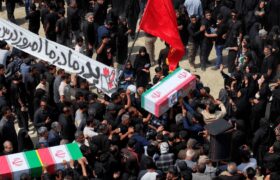 فیلم | تشییع با شکوه نوگلان مظلوم شهید در میناب