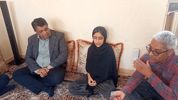 عیادت از دانش‌آموز آسیب‌دیده مدرسه شجره طیبه و تأکید بر پیگیری مطالبات مصدومان