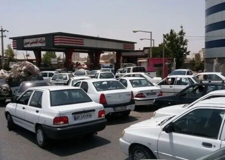 زمان توزیع بنزین با کارت جایگاه در میناب افزایش یافت