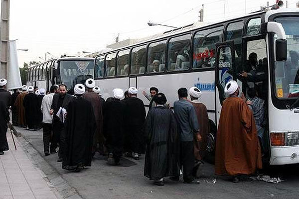 اعزام ۵ گروه مبلغ از قم به میناب برای فعالیت‌های تبلیغی ایام محرم