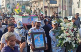 میناب در سوگ مرزبان شهید؛ وداع باشکوه مردم با پیکر شهید حمید زارعی حاجی‌آبادی + عکس