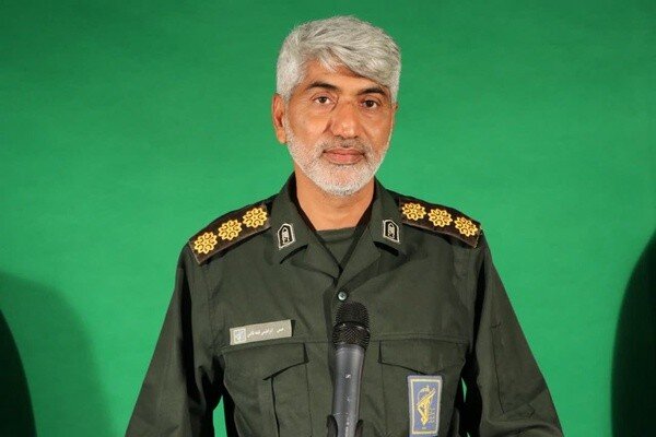 ۱۰ هزار نفر به مراسم تشییع رهبر شهید از هرمزگان اعزام میشوند